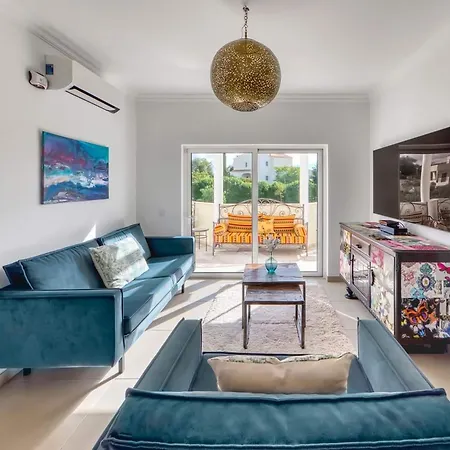 Villa 838 Larissa