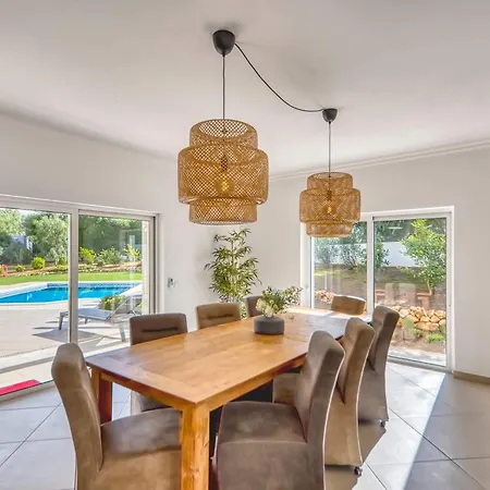 838 Larissa * Портиман